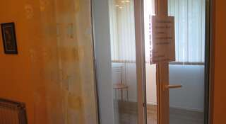 Гостиница Mini Hotel Uyutnoe Prozhivanie Томск Бюджетный двухместный номер с 1 кроватью-3